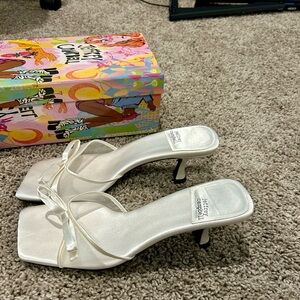 Jeffrey Campbell Sweet-On-U Kitten Heels. Size 8.5
